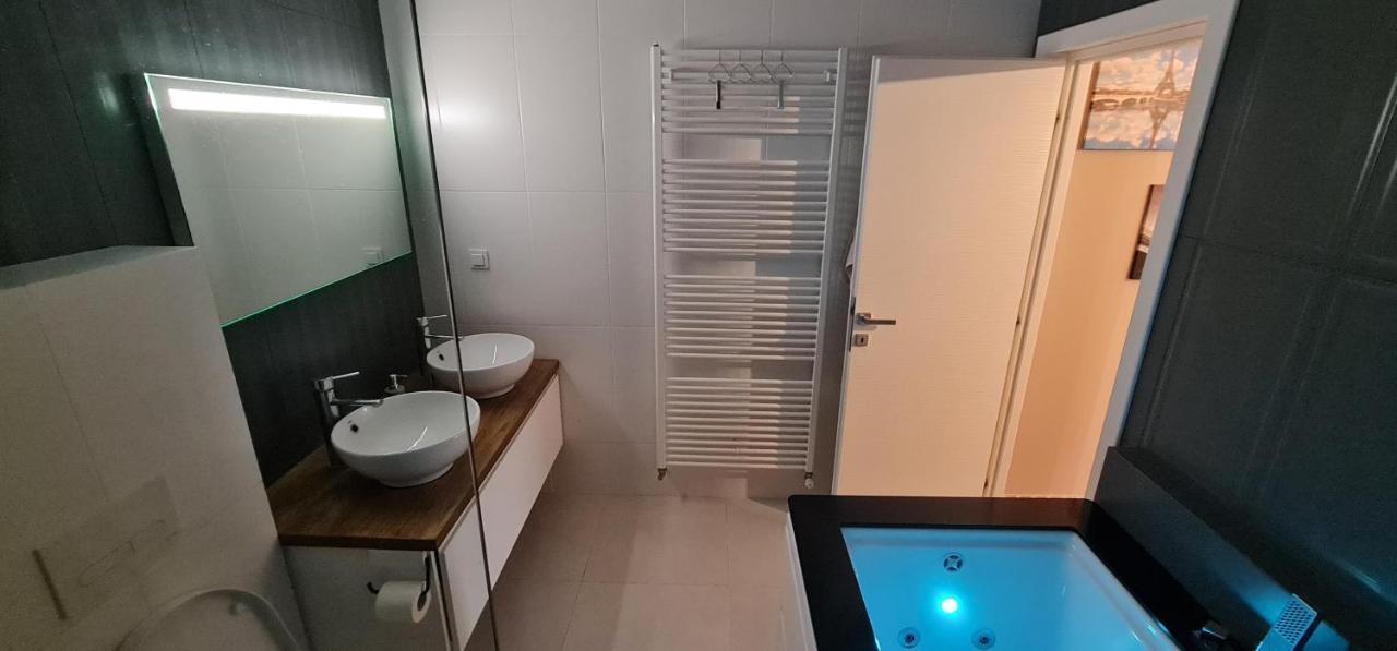 Tonitza Apartament Kluż-Napoka Zewnętrze zdjęcie